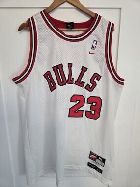 Nike Michael Jordan 1984 Chicago Bulls Flight 8403 Jersey - Size XL / Length +2